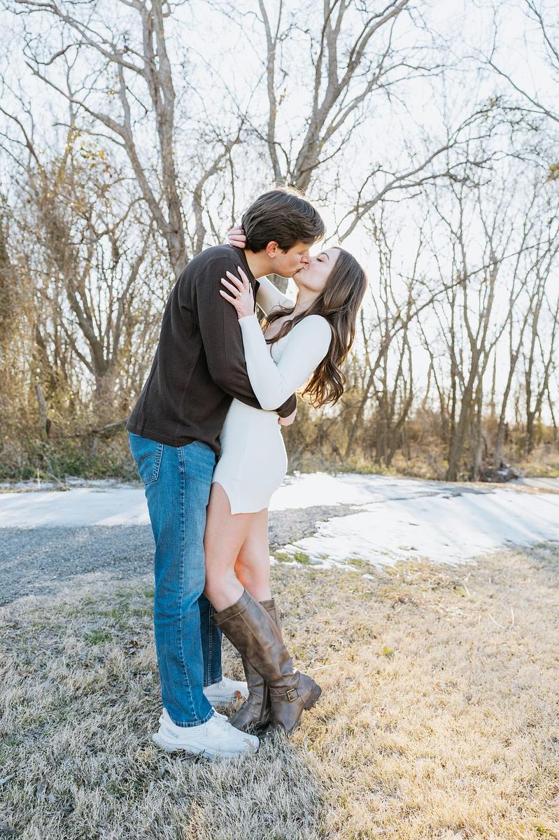 Cassidy and Jake photo shoot moment